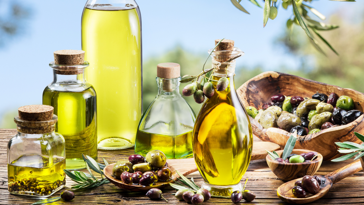 How is Flavored Olive Oil Made? – Della Terra Oils